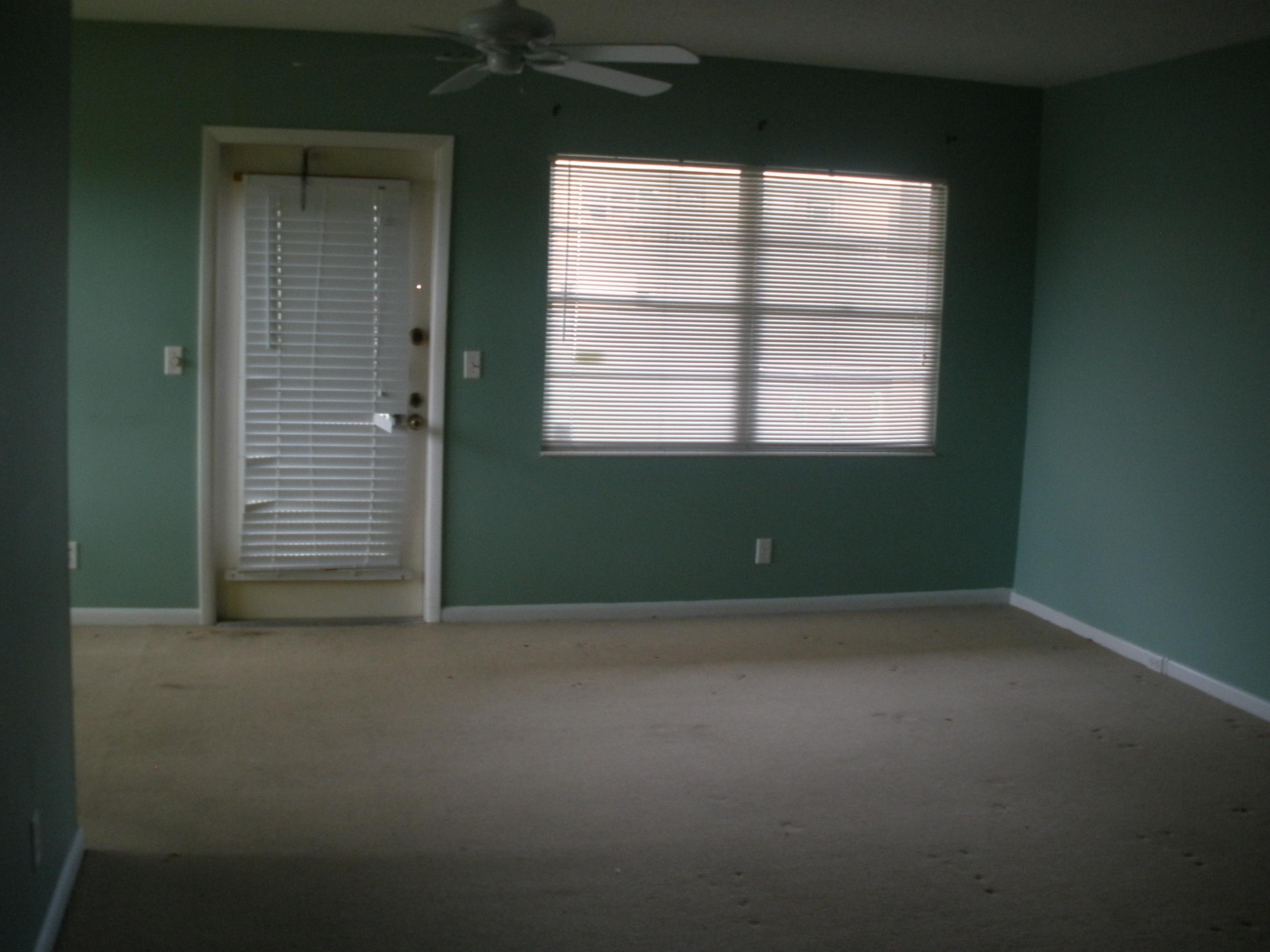 606 Fanshaw North, Unit O Boca Raton, FL 33434 - Photo 5 of 10 006