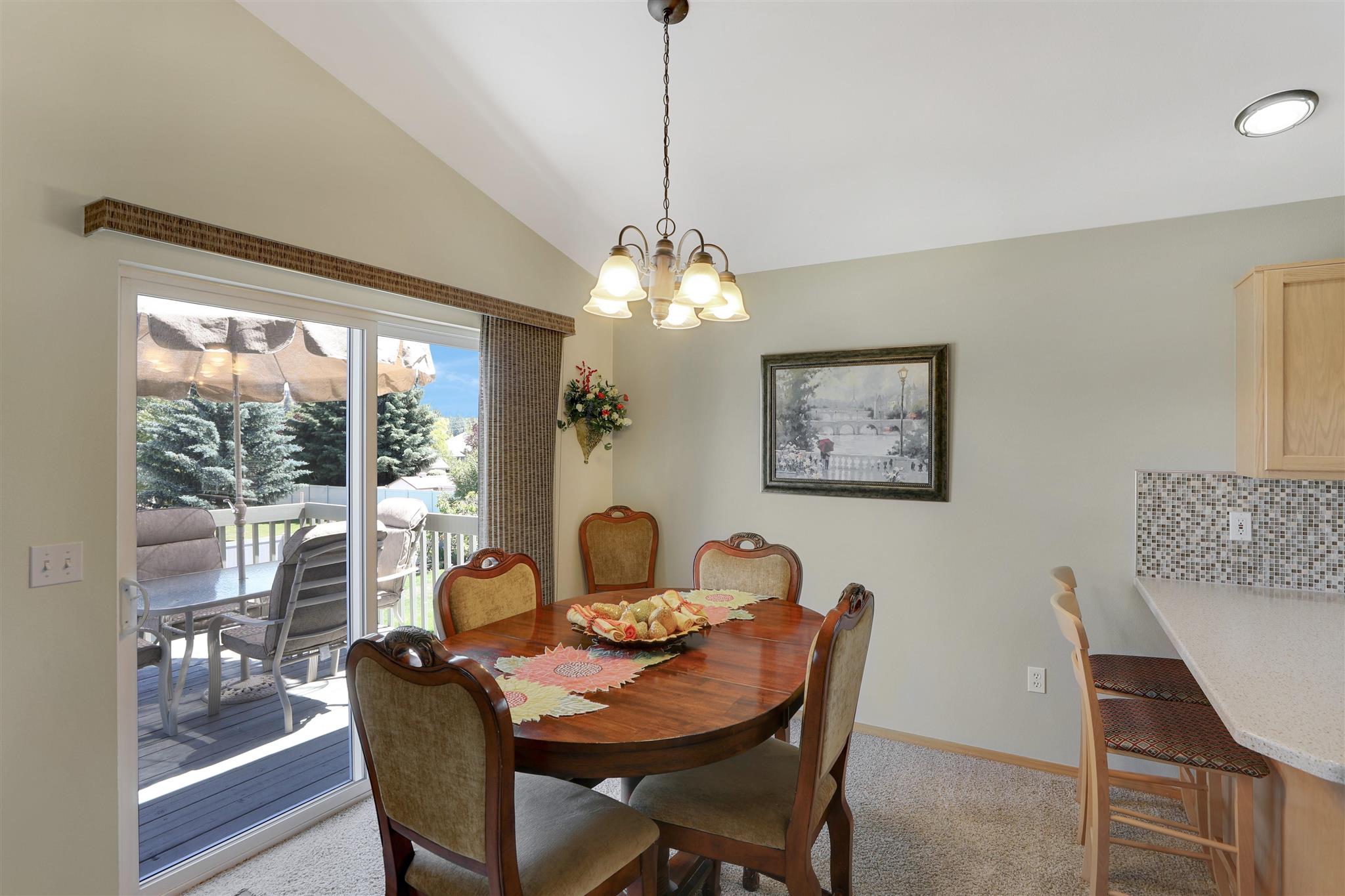 2009 South St Charles Road Spokane Valley, WA 99037 - Photo 11 of 28 Gallery Image 11
