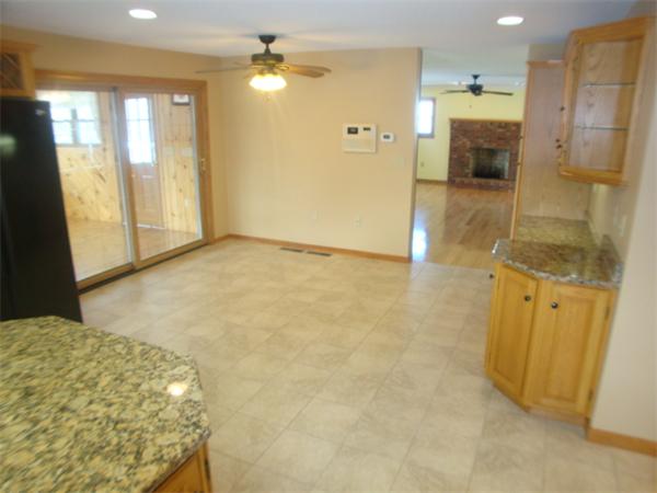 22 Spring Meadows South Hadley, MA 01075 - Photo 6 of 26