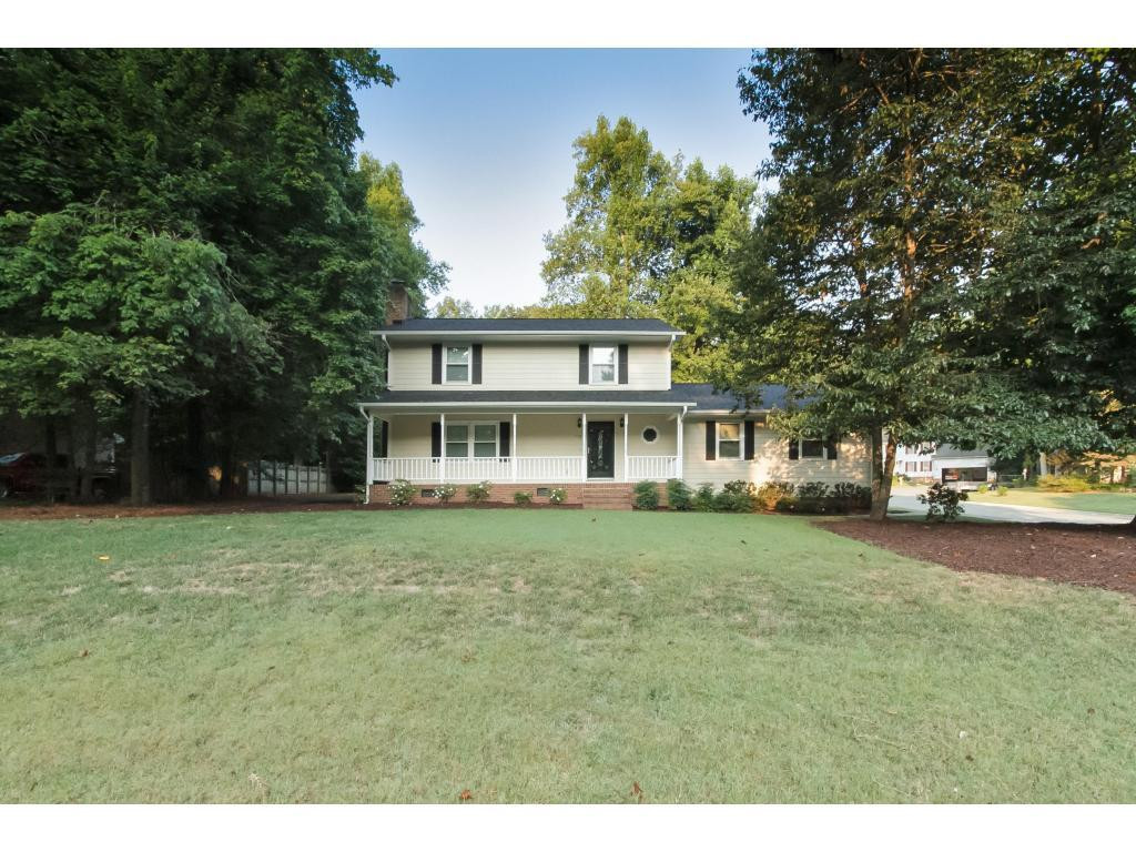 112 Stoneham Road Mebane, NC 27302 - Photo 1 of 24 Gallery Image 1