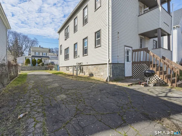 $1,450 | 250 Summerfield Avenue, Bridgeport, CT 06610