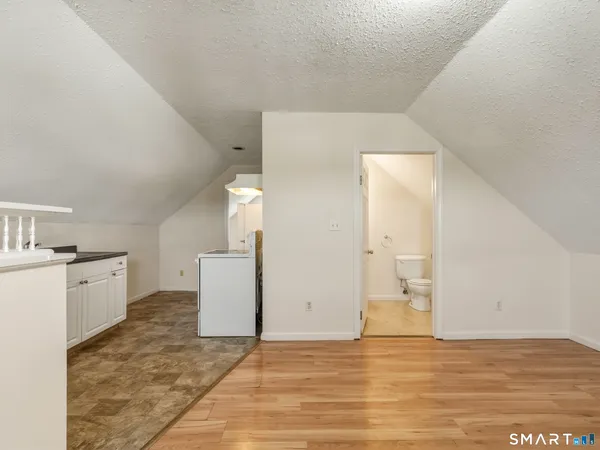 $1,450 | 250 Summerfield Avenue, Bridgeport, CT 06610