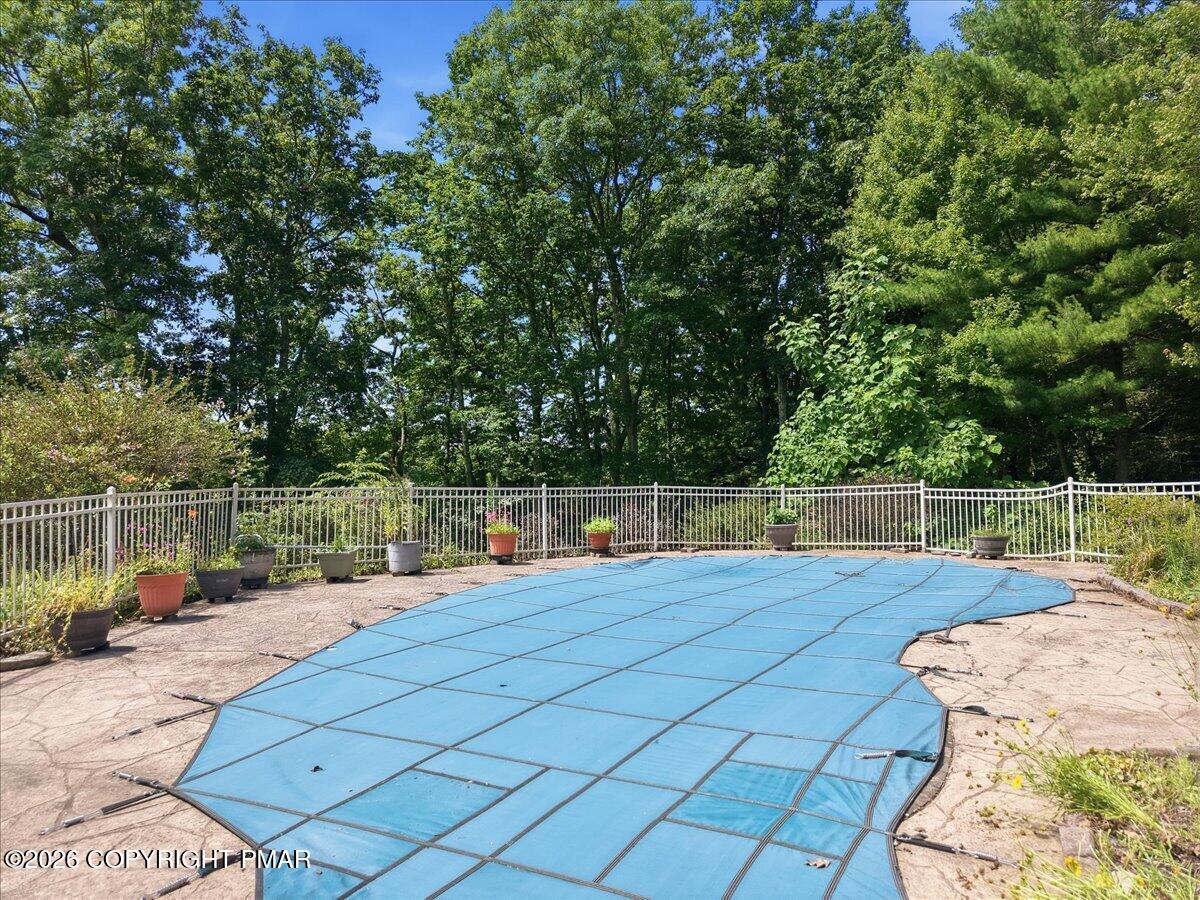 183 Chatham Hill Road Stroudsburg, PA 18360 - Photo 134 of 160 147-002_dji_fly_20260708_115520_0880_178