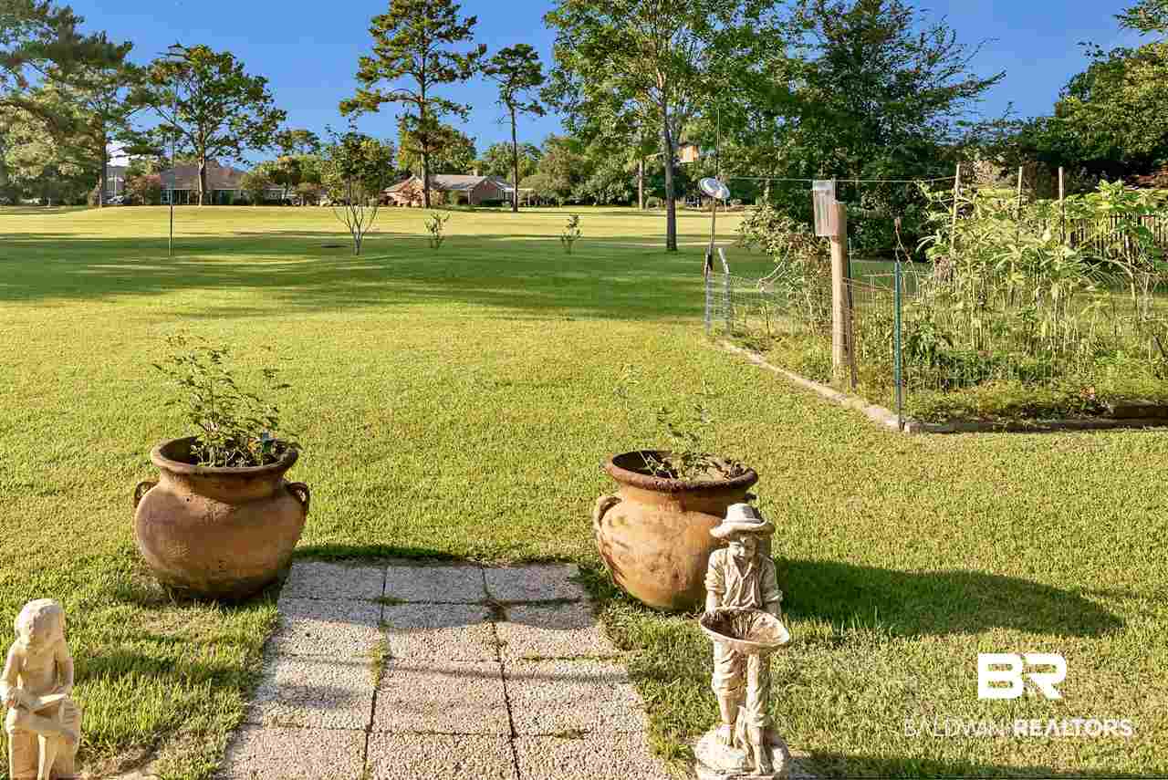 22475 County Road 12 Foley, AL 36535 - Photo 5 of 29 Yard