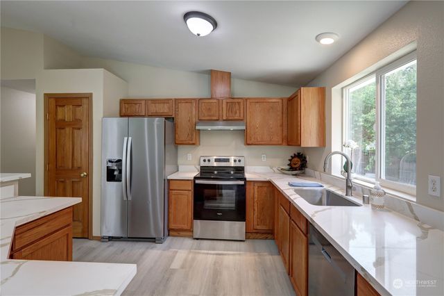 $499,950 | 41 East Glenmorgan Court, Shelton, WA 98584