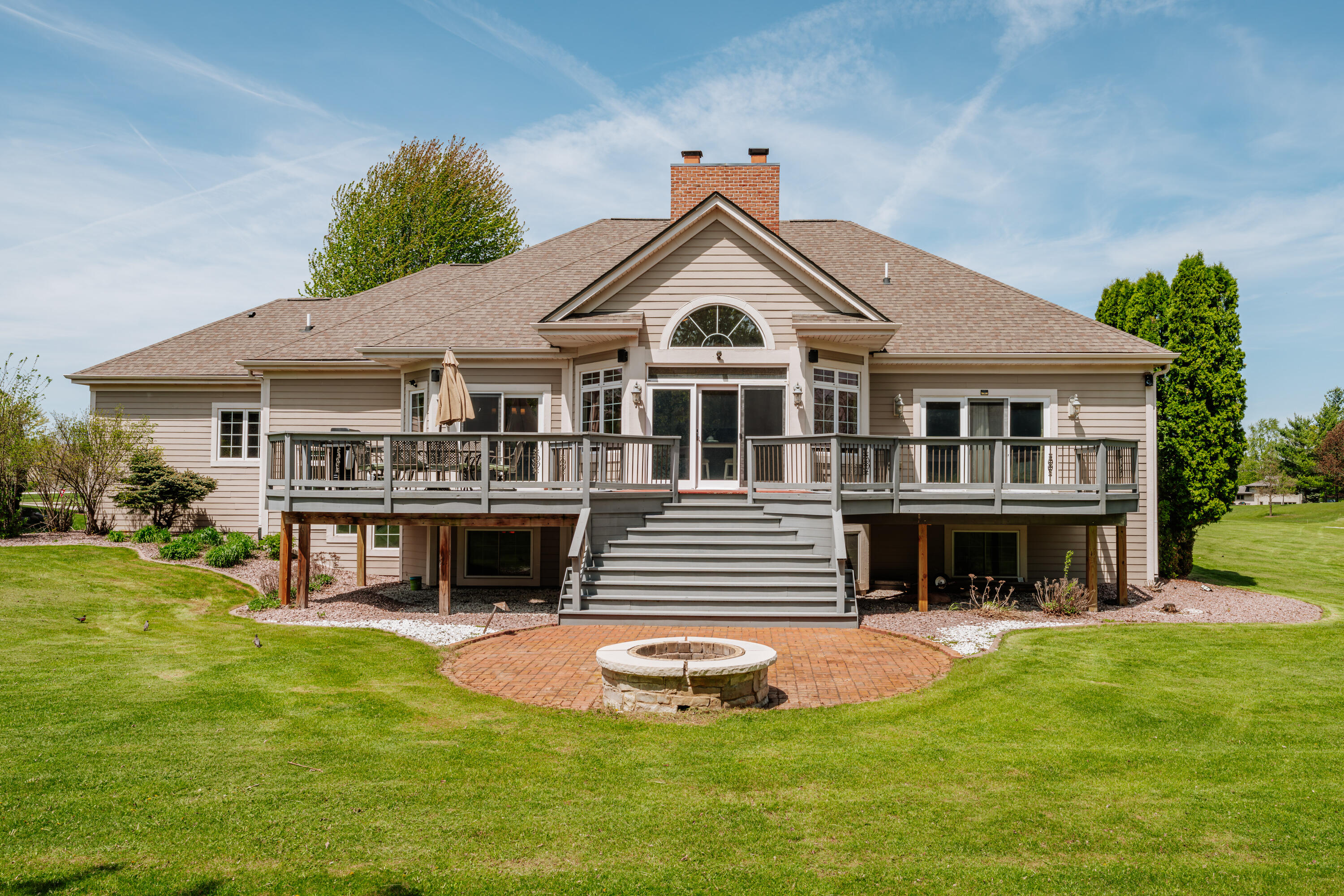 W251S5204 Poppy Fields Road Waukesha, WI 53189 - Photo 60 of 70 REAR HOME VIEW