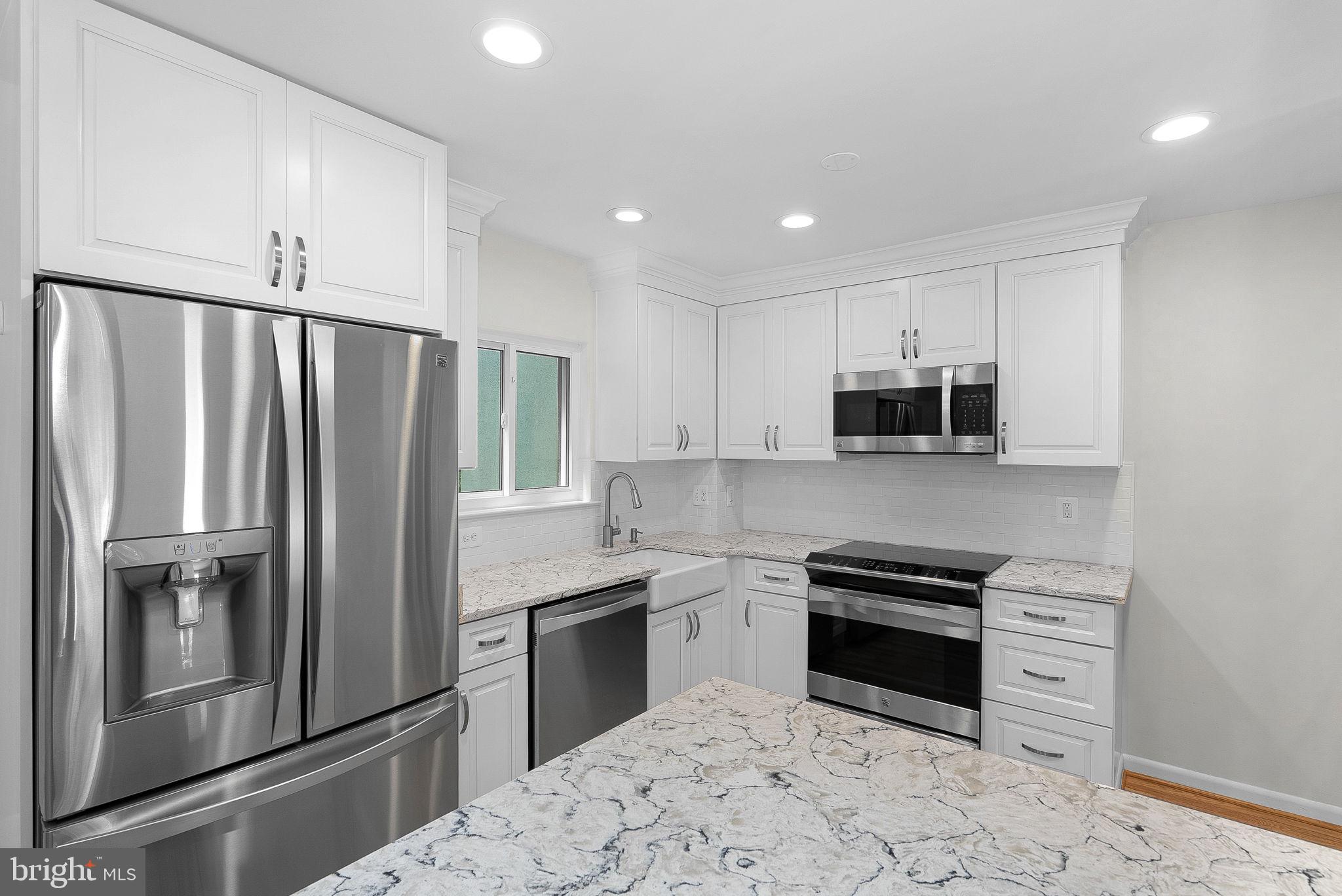 11986 Barrel Cooper Court Reston, VA 20191 - Photo 18 of 45
