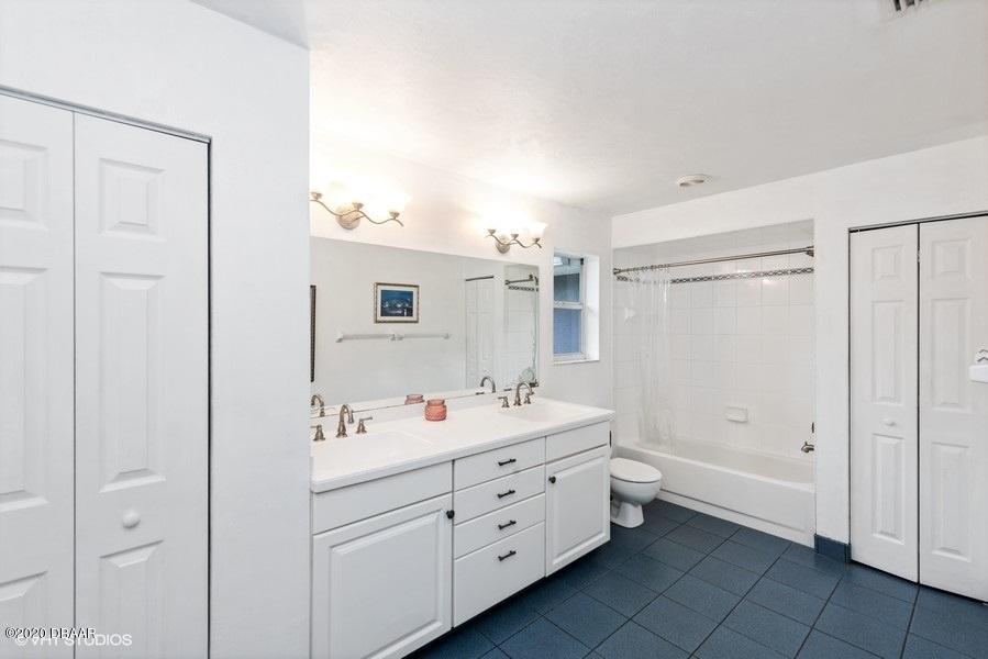 4063 Quail Ranch Road New Smyrna Beach, FL 32168 - Photo 24 of 38 bathroom