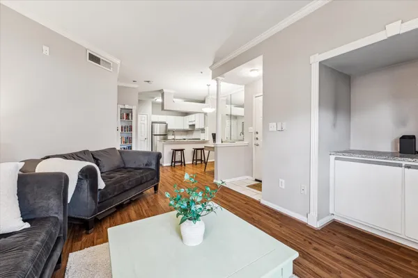 $145,000 | 1330 Old Spanish Trail, Unit 1103, Houston, TX 77054