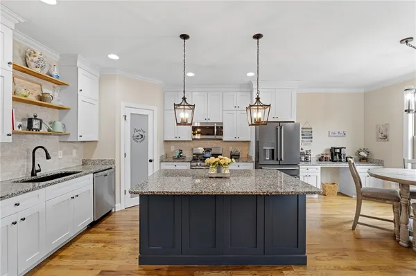 $895,000 | 10 Colonel Storrs Court, Greer, SC 29650