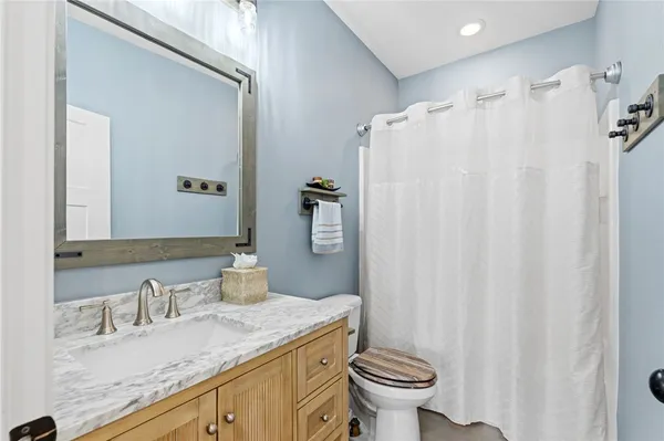 $895,000 | 10 Colonel Storrs Court, Greer, SC 29650