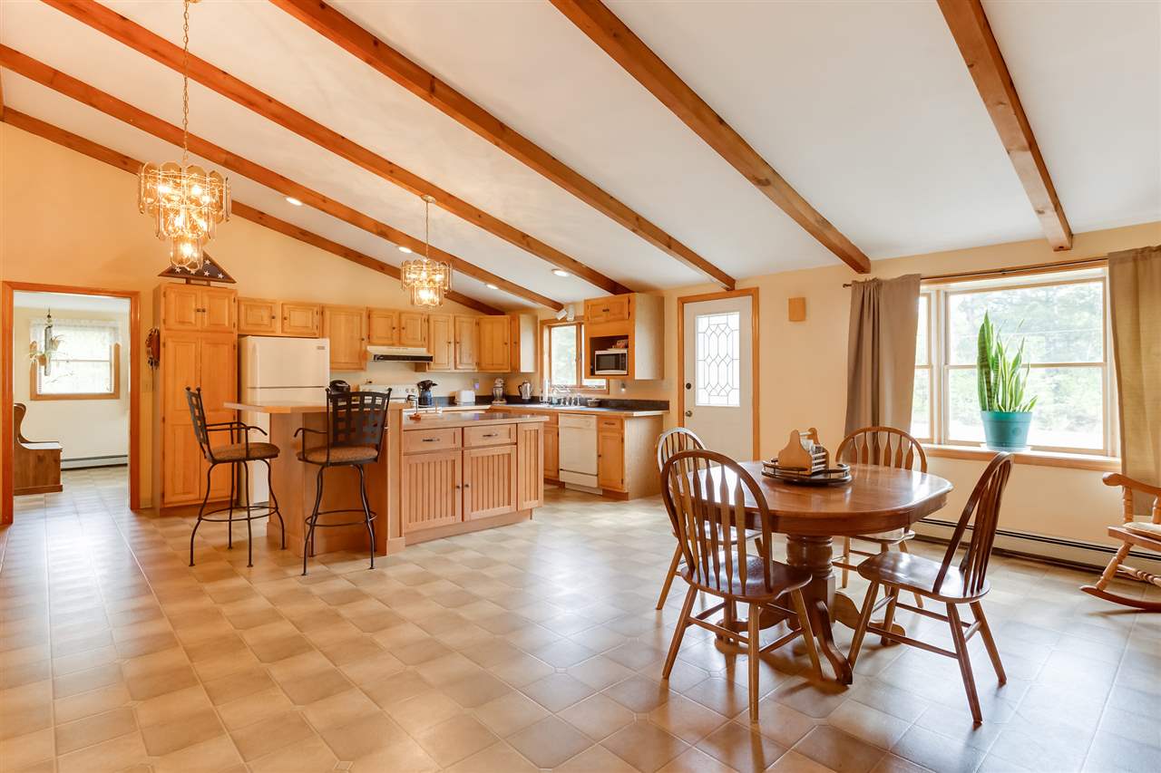 4 Barrington Lane Rochester, NH 03839 - Photo 10 of 36 Gallery Image 10
