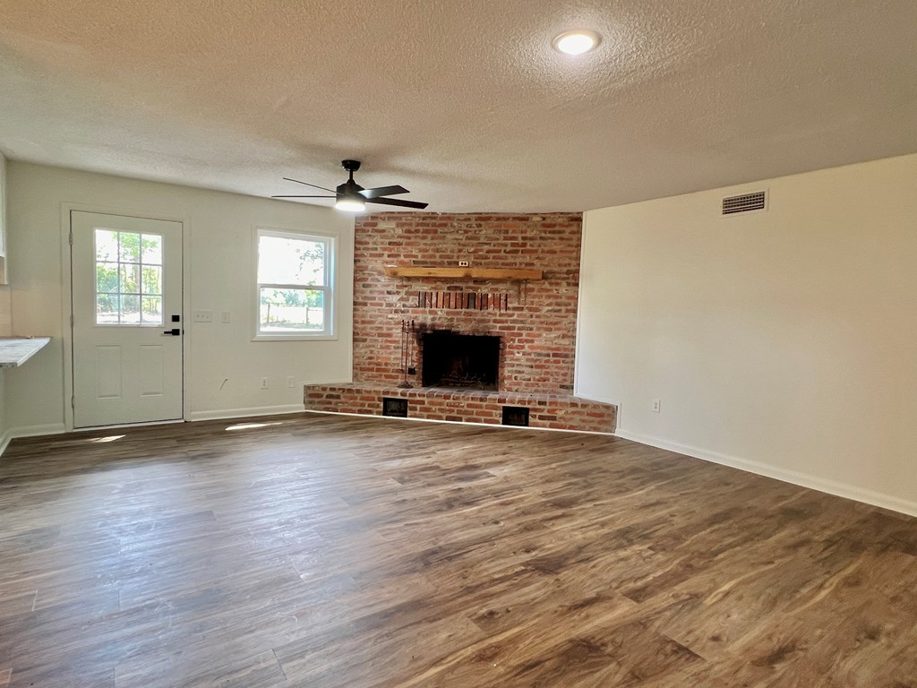 1091 Old Geneva Road Samson, AL 36477 - Photo 9 of 62