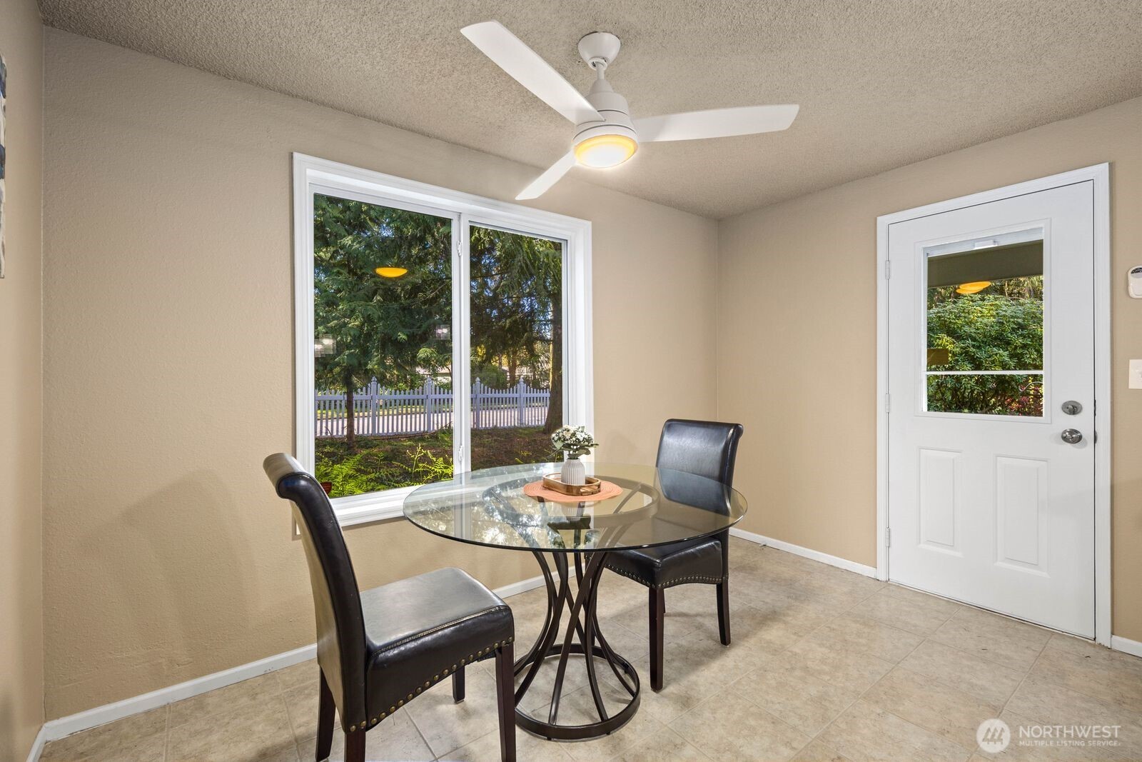 32405 1st Place South Federal Way, WA 98003 - Photo 12 of 39
