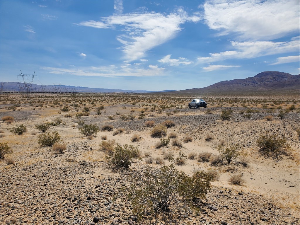 37211 Paradise Springs Road Yermo, CA 92398 - Photo 4 of 4
