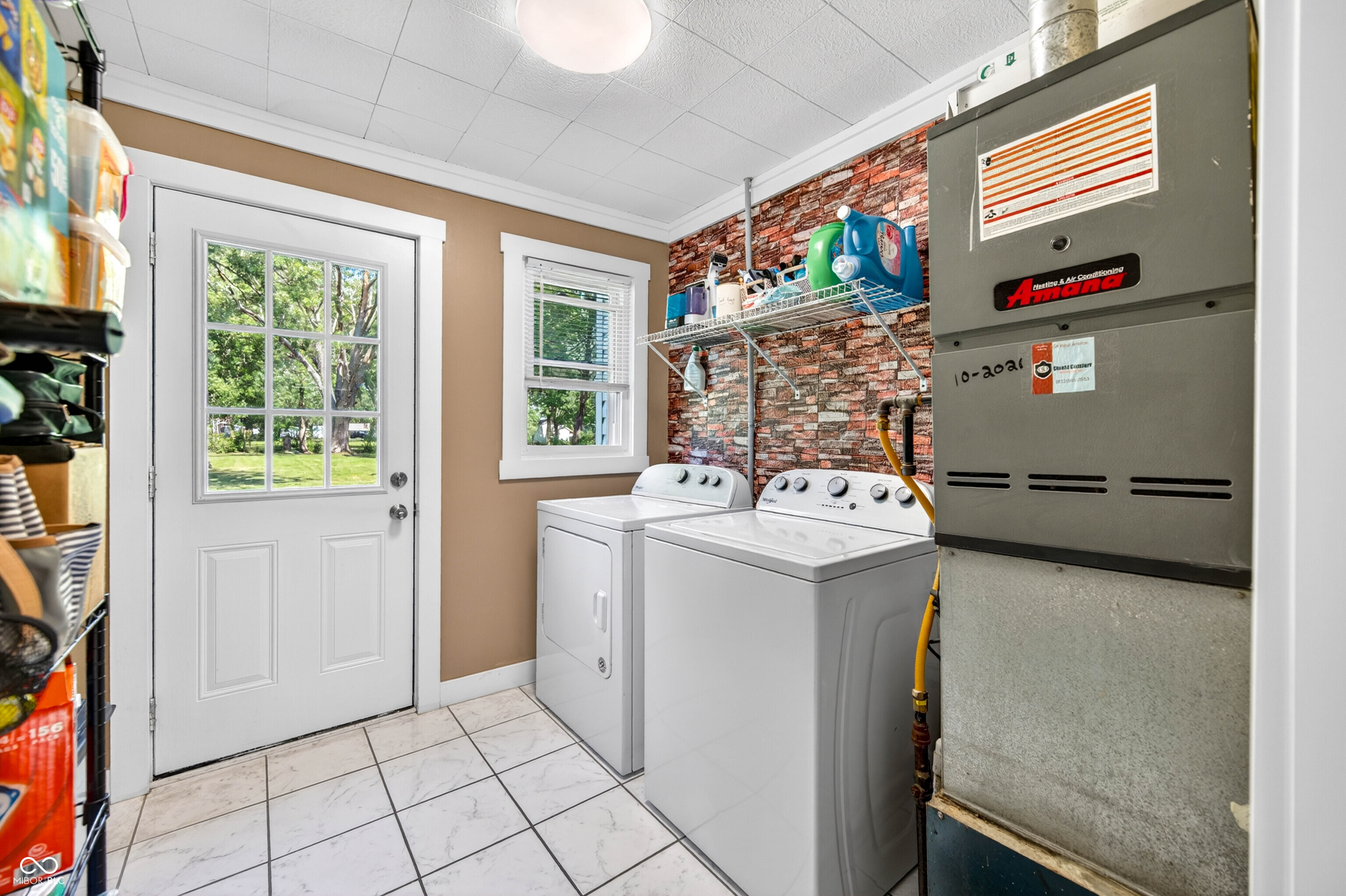 221 Della Road Columbus, IN 47203 - Photo 37 of 58