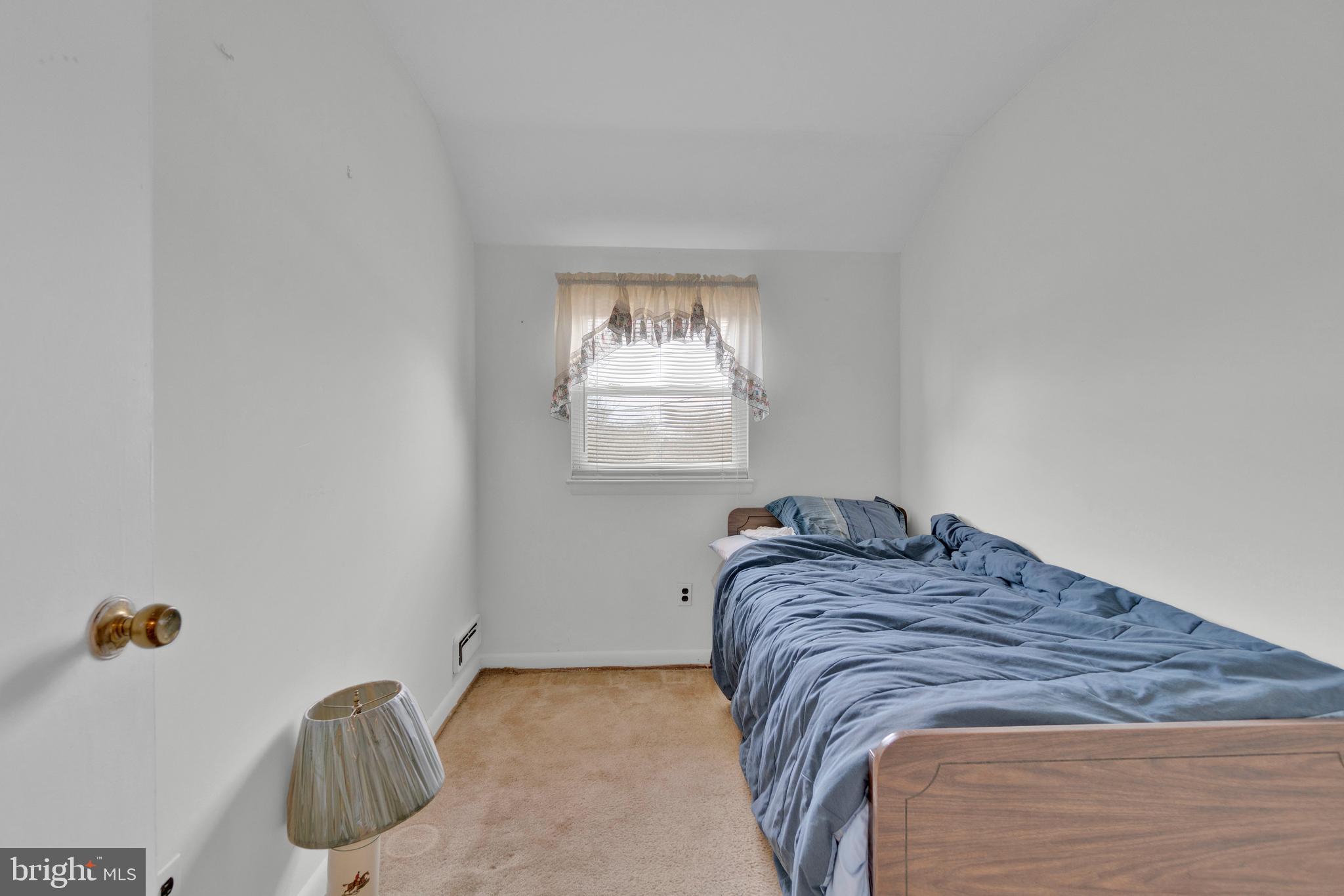 7723 Charlesmont Road Baltimore, MD 21222 - Photo 20 of 28 3rd Bedroom