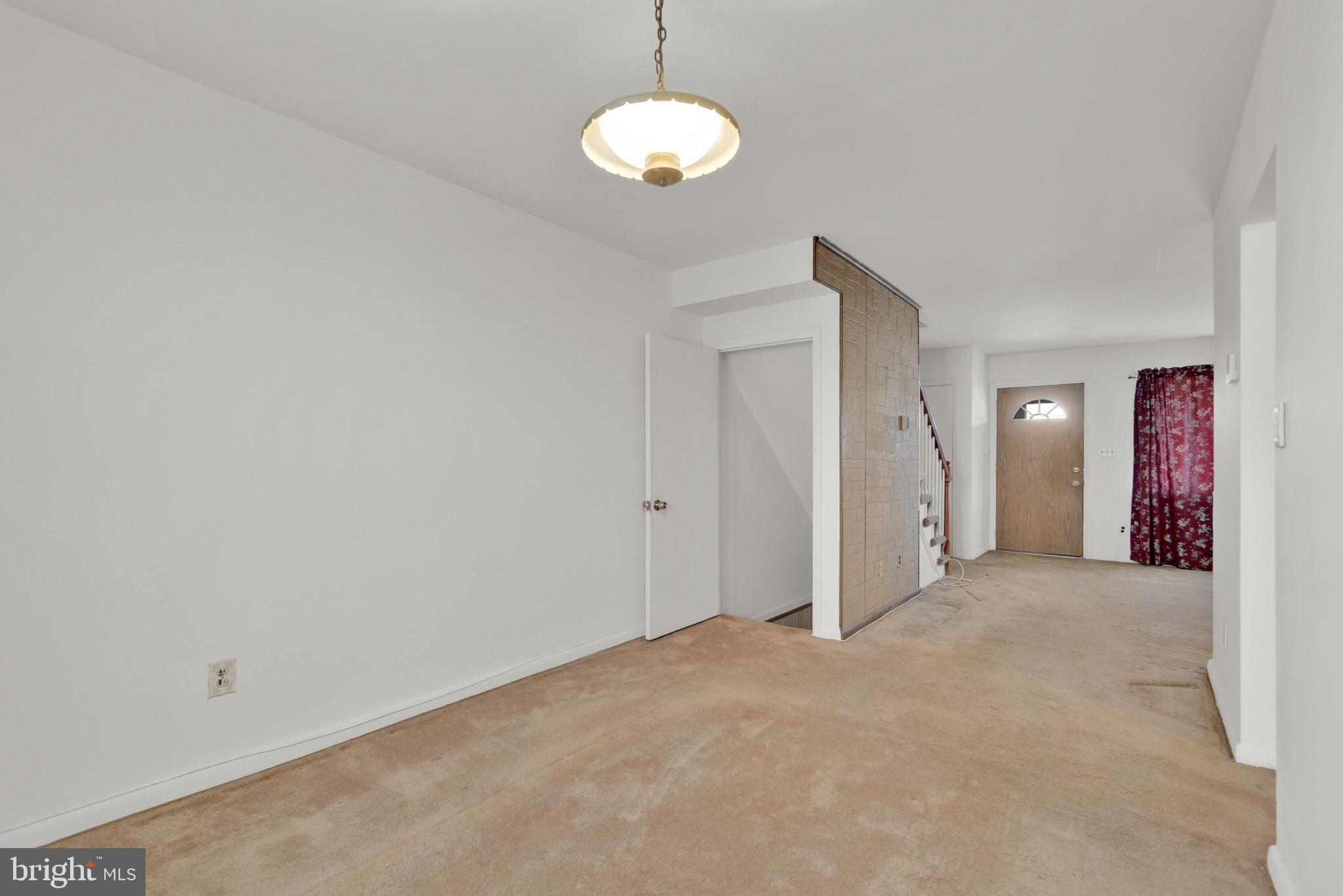 7723 Charlesmont Road Baltimore, MD 21222 - Photo 7 of 28 Dining Room