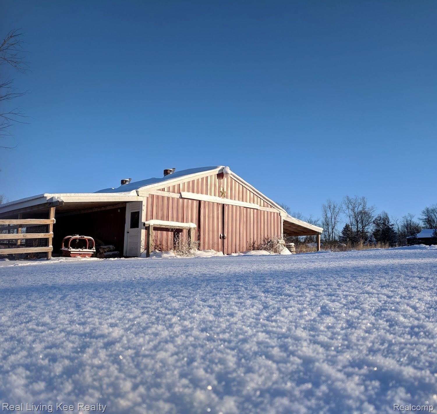 2160 Shipman Road Oxford, MI 48371 - Photo 40 of 41 22.jpg