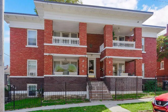 $1,950,000 | 3700 Wyandotte Street, Kansas City, MO 64111