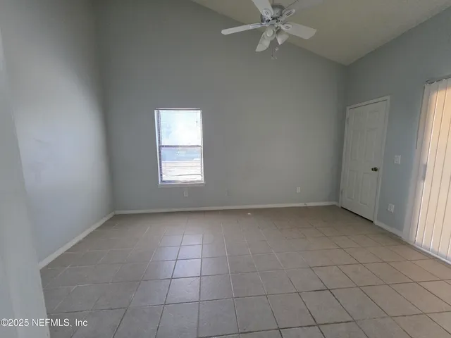 $1,700 | 1301 West Defender Court, Unit 1301, Jacksonville, FL 32233