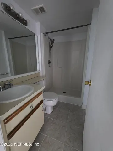 $1,700 | 1301 West Defender Court, Unit 1301, Jacksonville, FL 32233