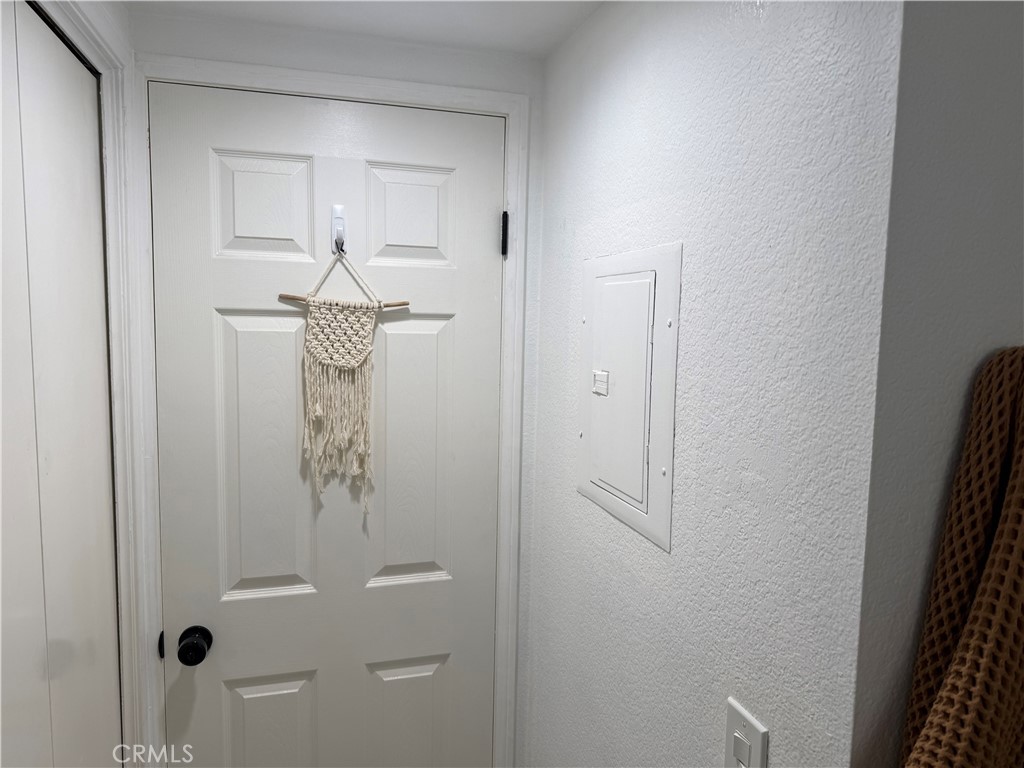 23 Pomelo Rancho Santa Margarita, CA 92688 - Photo 23 of 28 a bathroom with a glass shower door
