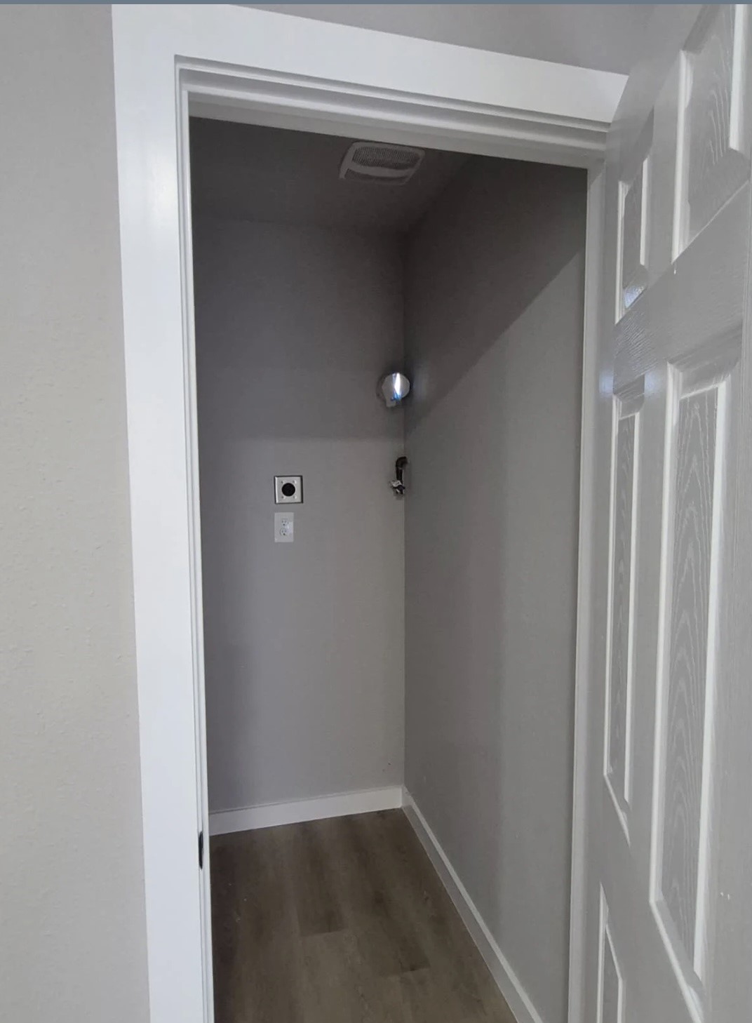 7909 Ford Street Houston, TX 77012 - Photo 3 of 9