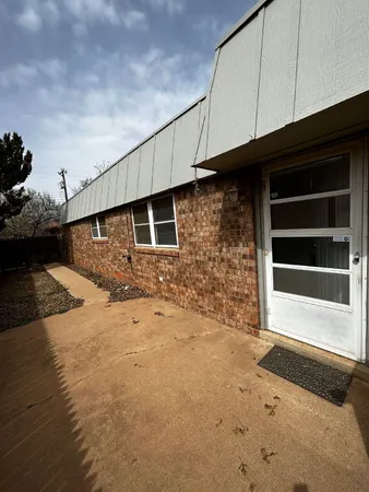 $900 | 6914 Gary Avenue, Unit B, Lubbock, TX 79413