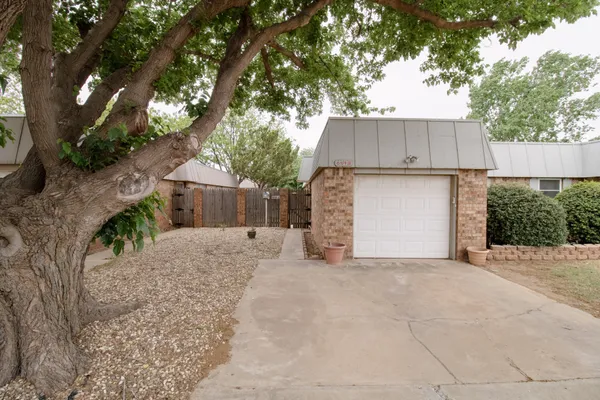$1,000 | 6914 Gary Avenue, Unit B, Lubbock, TX 79413