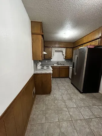 $900 | 6914 Gary Avenue, Unit B, Lubbock, TX 79413