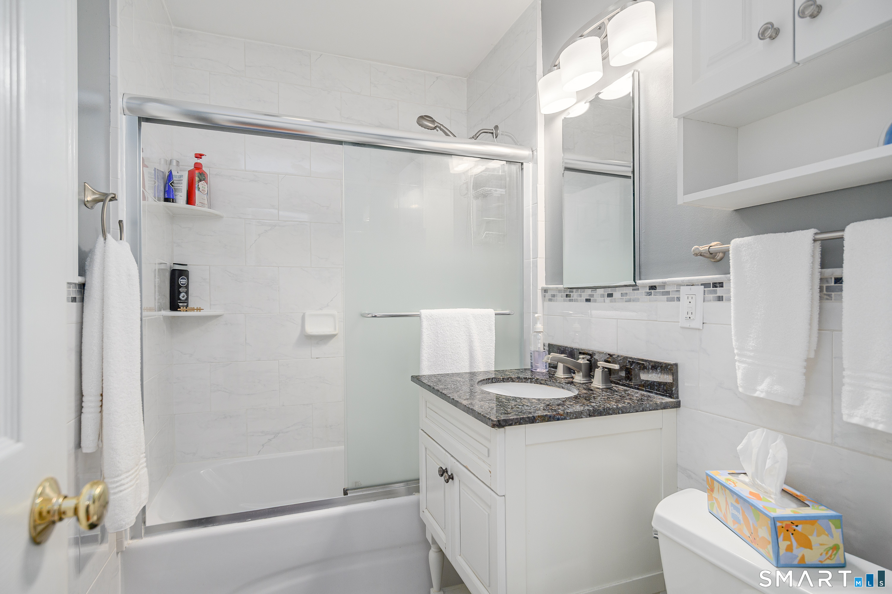 20 Wild Horse Road Stamford, CT 06905 - Photo 13 of 31