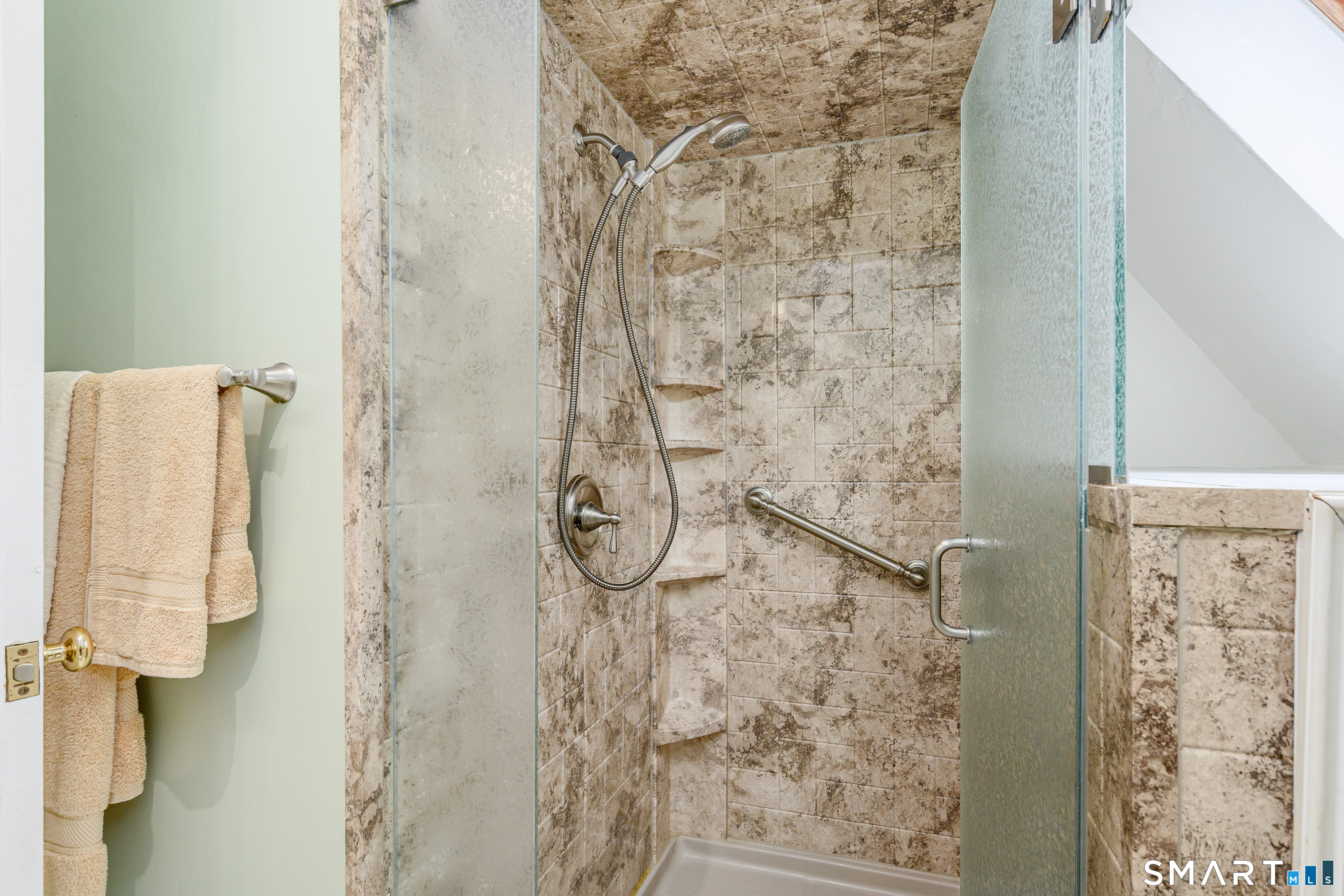 20 Wild Horse Road Stamford, CT 06905 - Photo 23 of 31