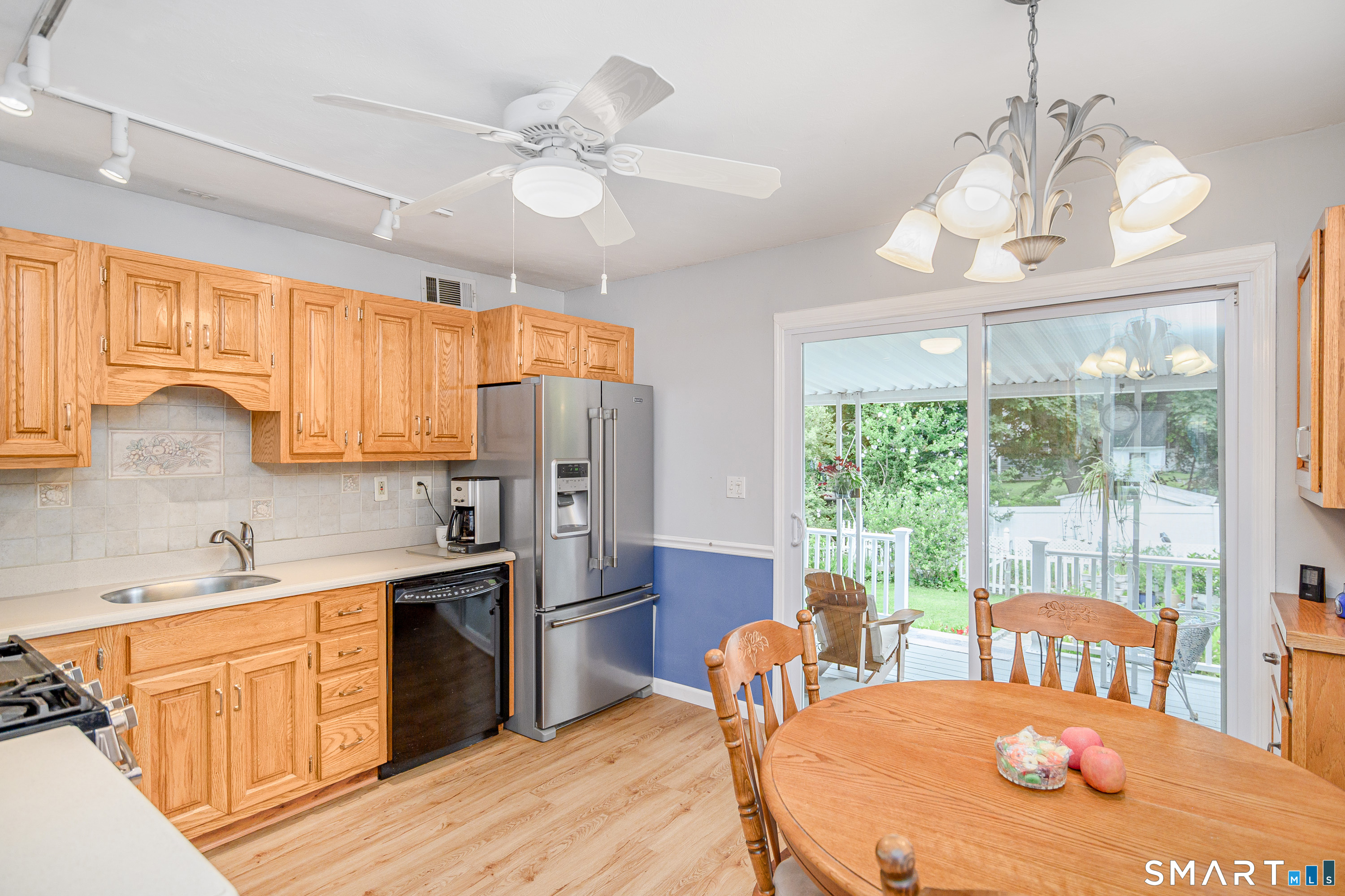 20 Wild Horse Road Stamford, CT 06905 - Photo 10 of 31
