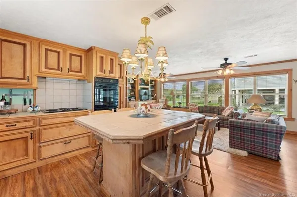 $219,000 | 209 Lake Street, Lake Charles, LA 70607