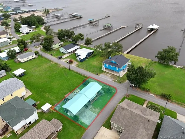 $219,000 | 209 Lake Street, Lake Charles, LA 70607