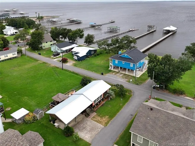 $229,000 | 209 Lake Street, Lake Charles, LA 70607