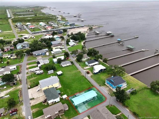 $229,000 | 209 Lake Street, Lake Charles, LA 70607