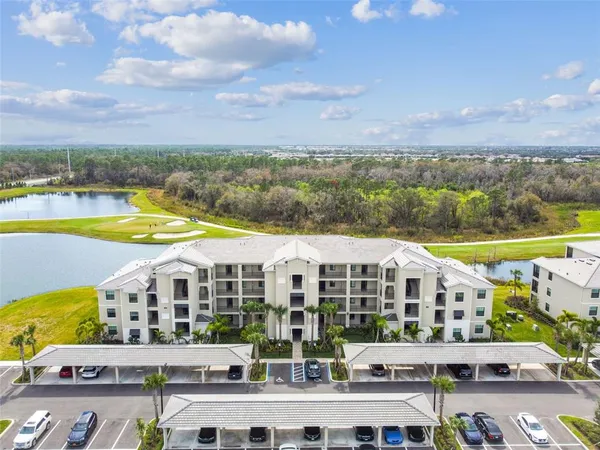 $345,000 | 18114 Gawthrop Drive, Unit 106, Bradenton, FL 34211
