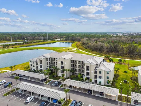 $345,000 | 18114 Gawthrop Drive, Unit 106, Bradenton, FL 34211
