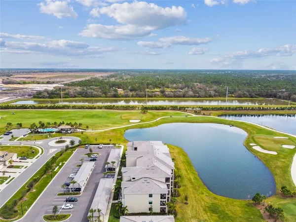 $345,000 | 18114 Gawthrop Drive, Unit 106, Bradenton, FL 34211