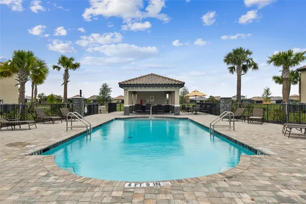 $345,000 | 18114 Gawthrop Drive, Unit 106, Bradenton, FL 34211
