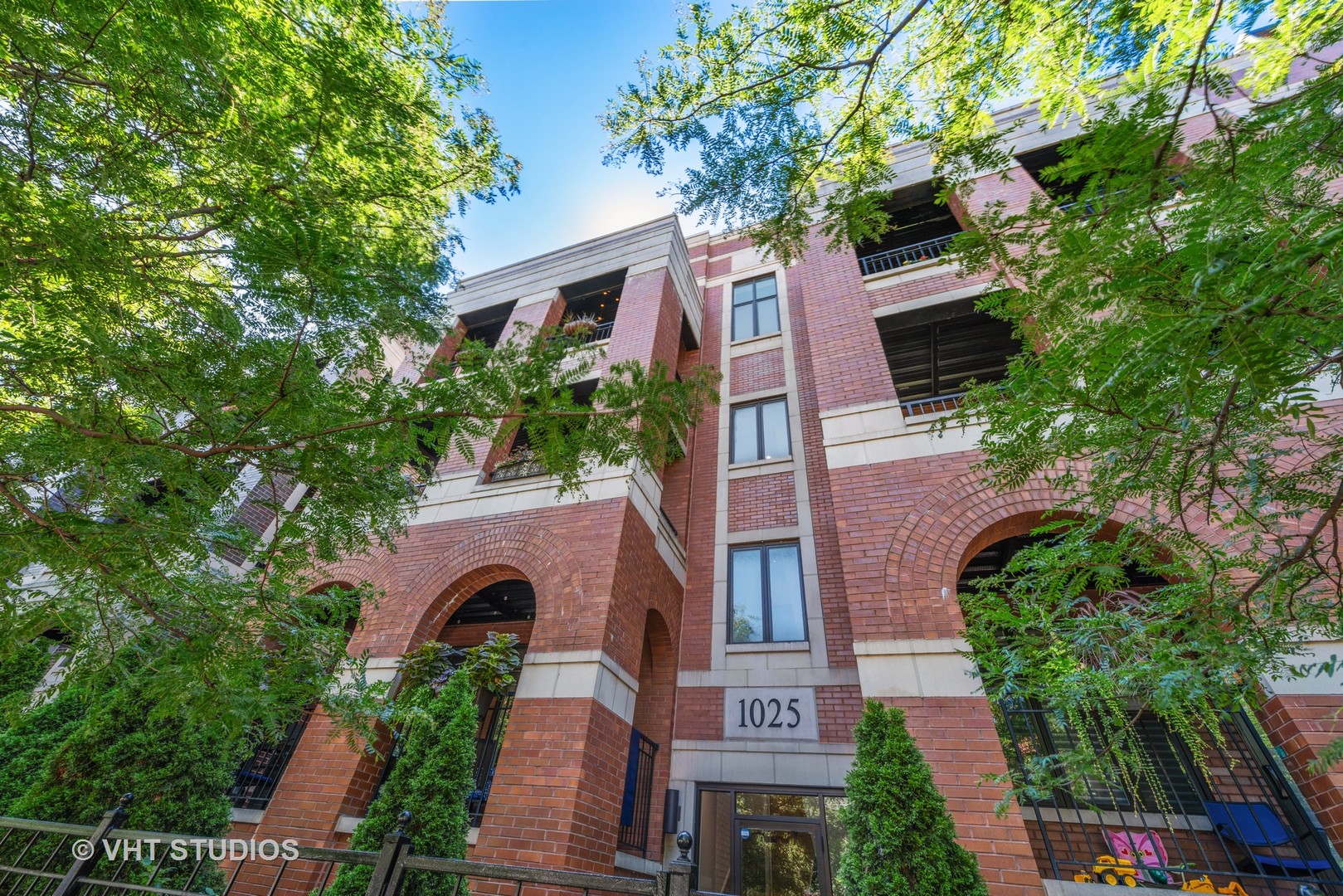 an aerial view of house with yard