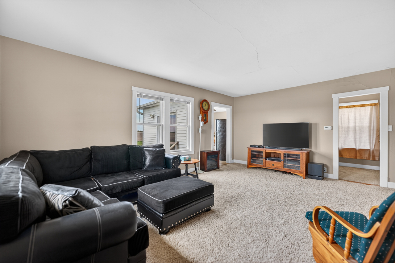 21137 Fenstermaker Road Sycamore, IL 60178 - Photo 11 of 31