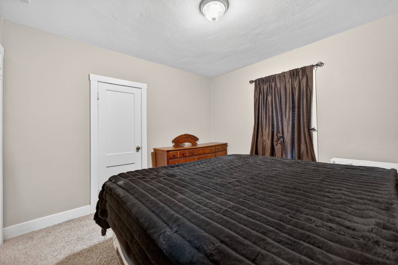 21137 Fenstermaker Road Sycamore, IL 60178 - Photo 13 of 31