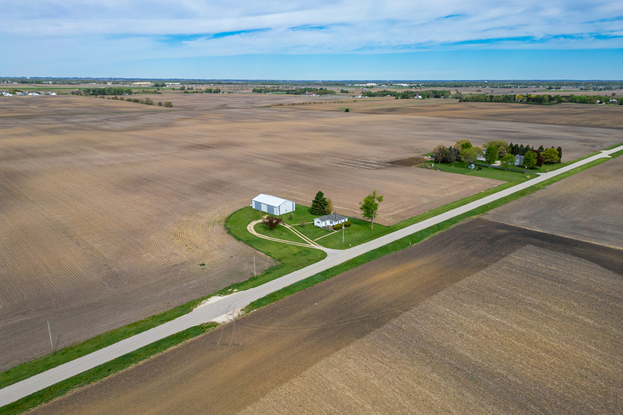 21137 Fenstermaker Road Sycamore, IL 60178 - Photo 30 of 31