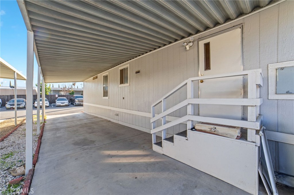 1155 South Riverside Avenue, Unit 22 Rialto, CA 92376 - Photo 6 of 34 a view of a garage