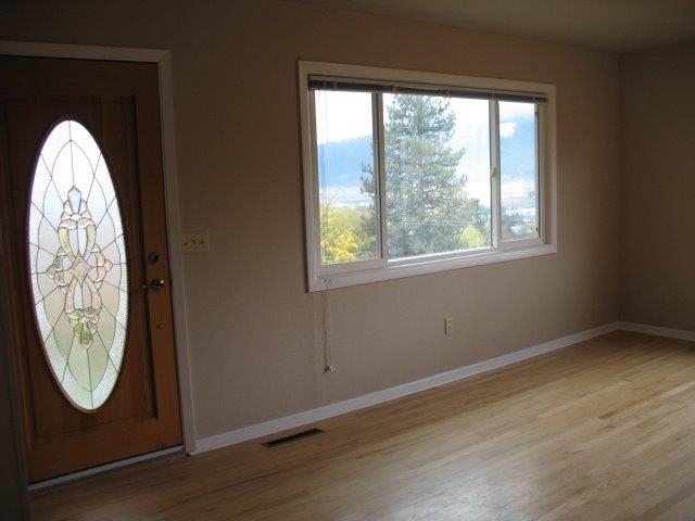 884 North Maple Street Colville, WA 99114 - Photo 6 of 14 Gallery Image 6