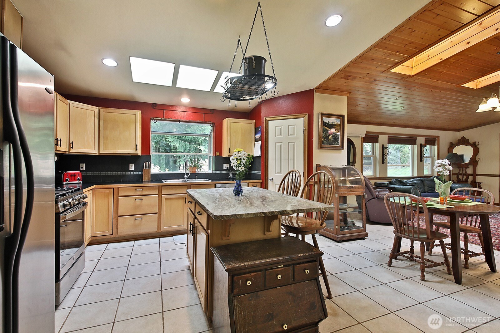 2411 East Porter Road Langley, WA 98260 - Photo 11 of 40