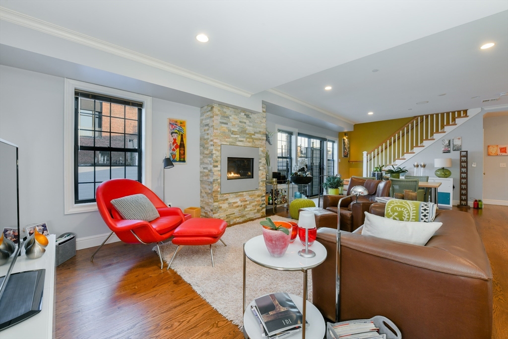 350 West Broadway, Unit 10 Boston, MA 02127 - Photo 14 of 22